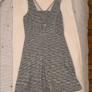 Cute grey dress with v neck back